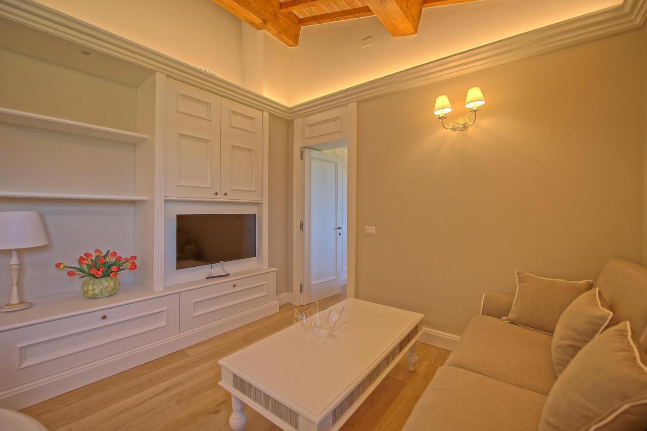 Il Sole Di Vino By Posarellivillas วินชี ภายนอก รูปภาพ